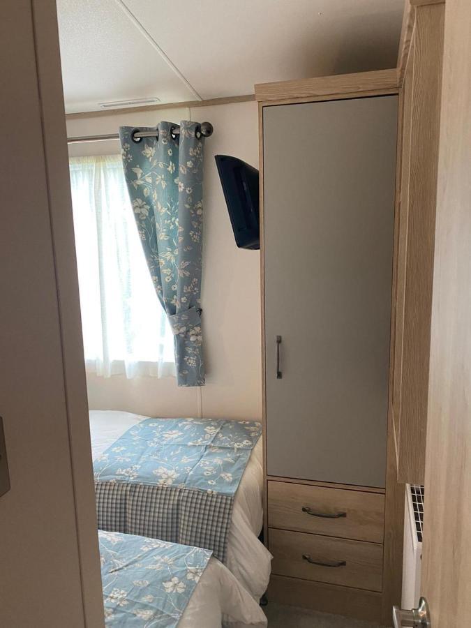 Lake District Prestige Caravan, 3 Bedrooms, Sleeps 8 On Haven Holiday Park Flookburgh Exteriör bild