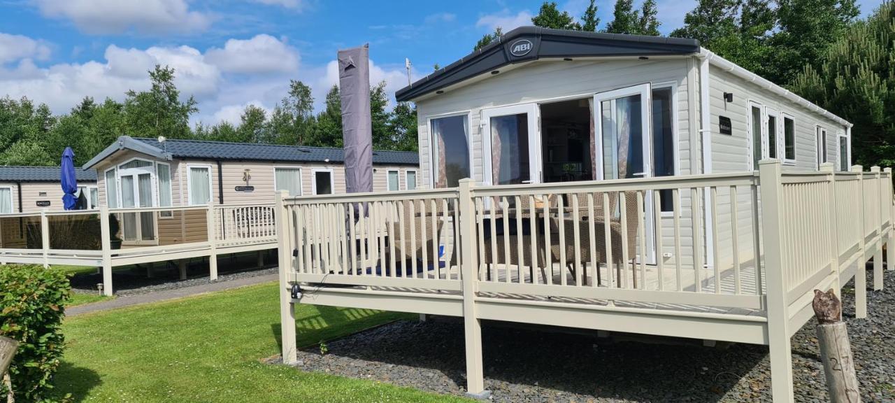 Lake District Prestige Caravan, 3 Bedrooms, Sleeps 8 On Haven Holiday Park Flookburgh Exteriör bild