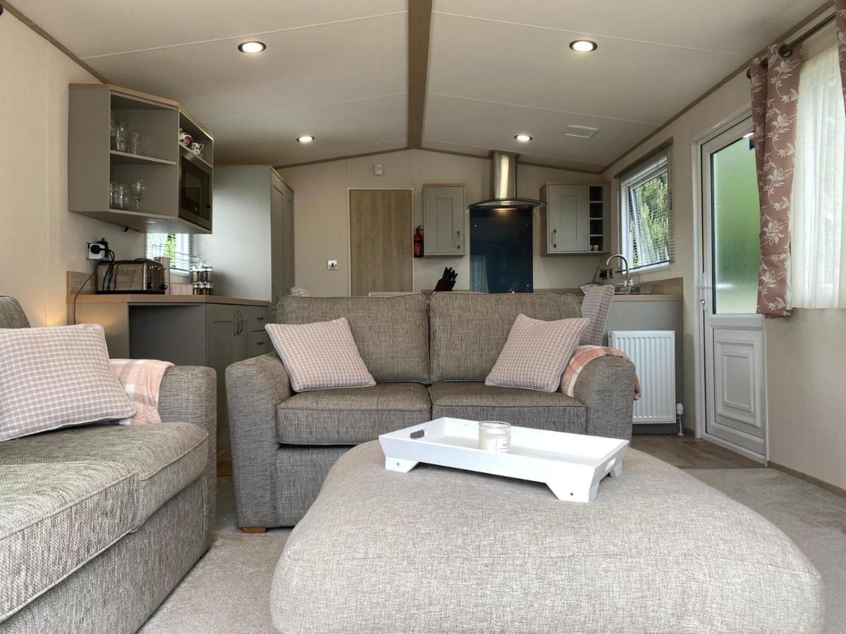Lake District Prestige Caravan, 3 Bedrooms, Sleeps 8 On Haven Holiday Park Flookburgh Exteriör bild